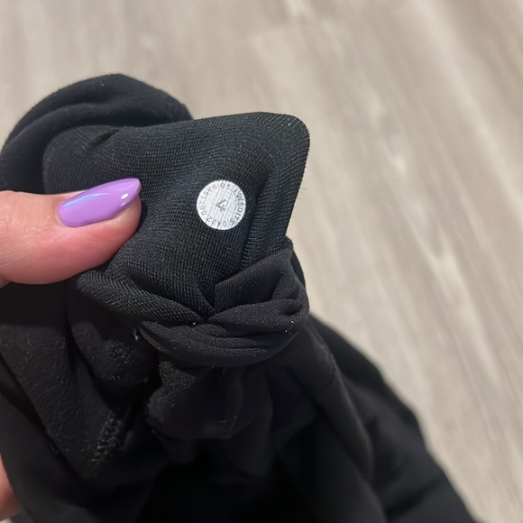 Lululemon align leggings size 4 - Picture 3 of 3